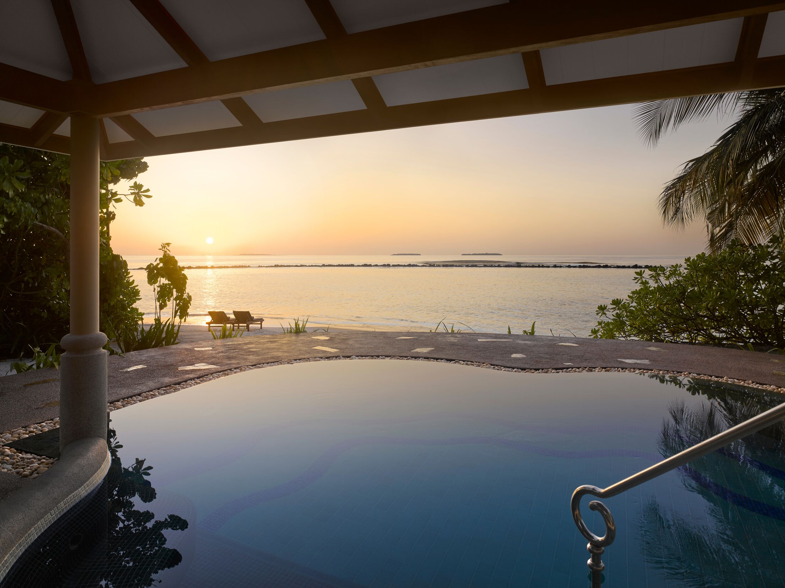 Two Bedroom Beach Pool Residence Photo 1