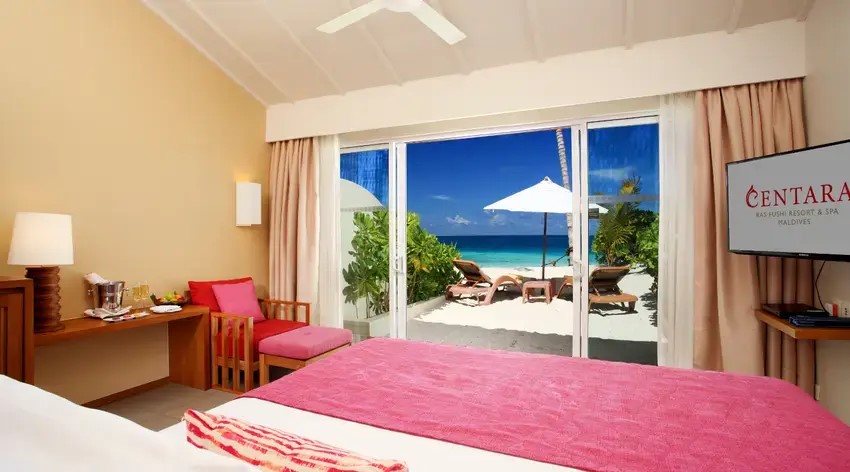 Lagoon View Beach Villa Photo 1