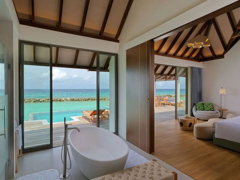 Two-bedroom Semi-Ocean Pool Villa Photo 4