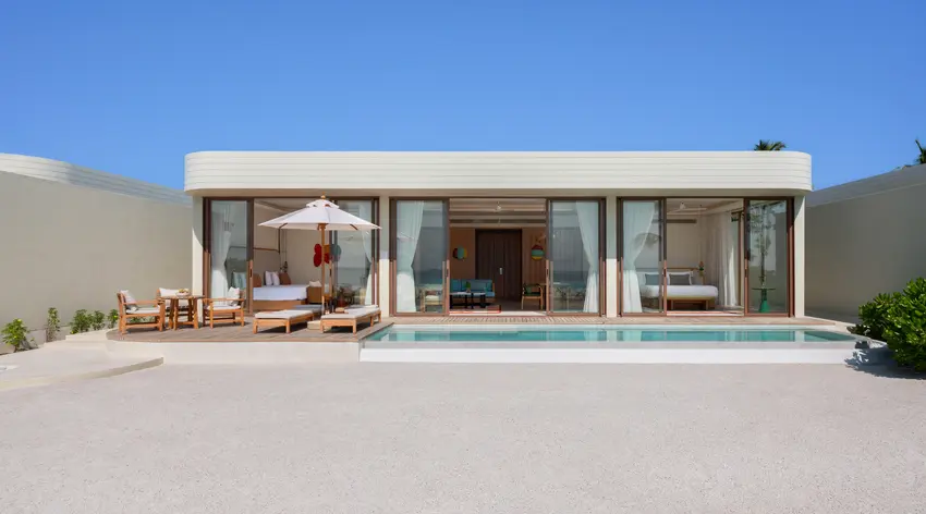 Grand Two Bedroom Beach Pool Villa Photo 2