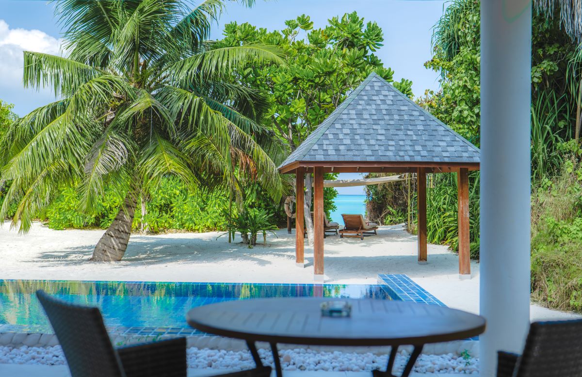 Deluxe Beach Residence with Lap Pool Photo 3