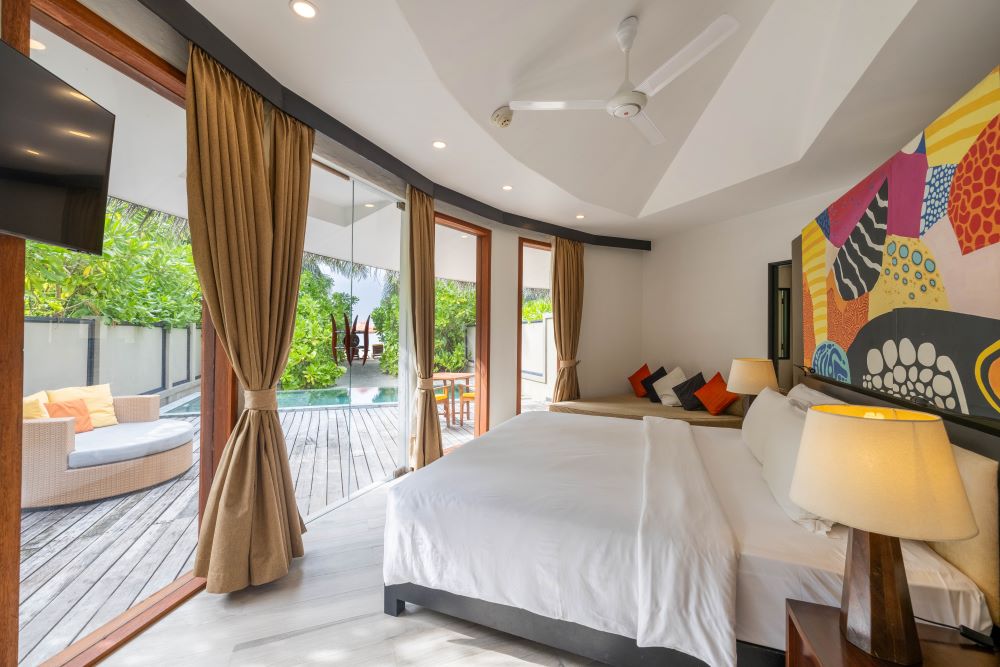 Beachfront Family Pool Villa  Photo 3