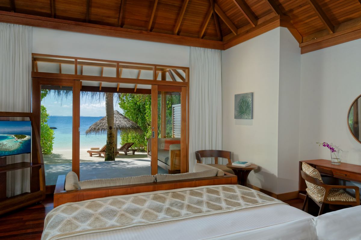 Deluxe Beach Villa Photo 1
