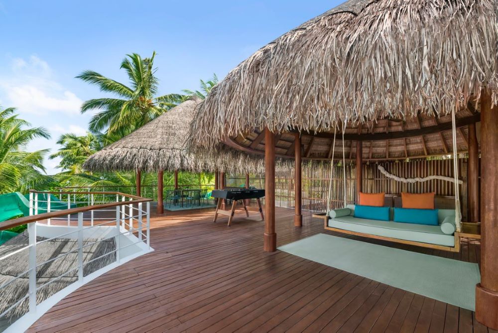 Oasis Beach with Slide Two Bedroom Villa Photo 4