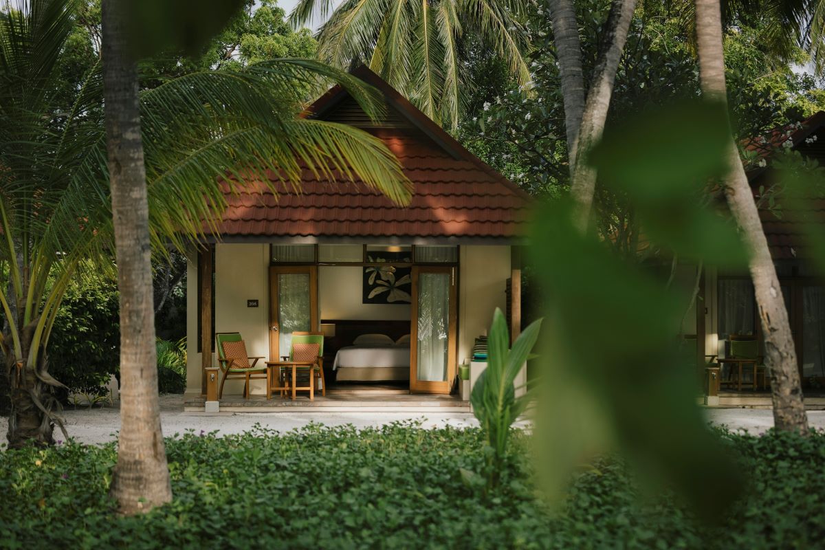  Deluxe Bungalow Photo 1