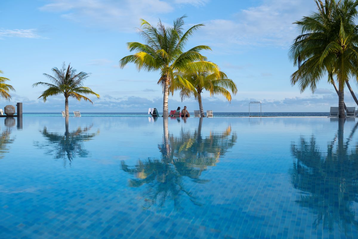 OUTRIGGER Maldives Maafushivaru Resort