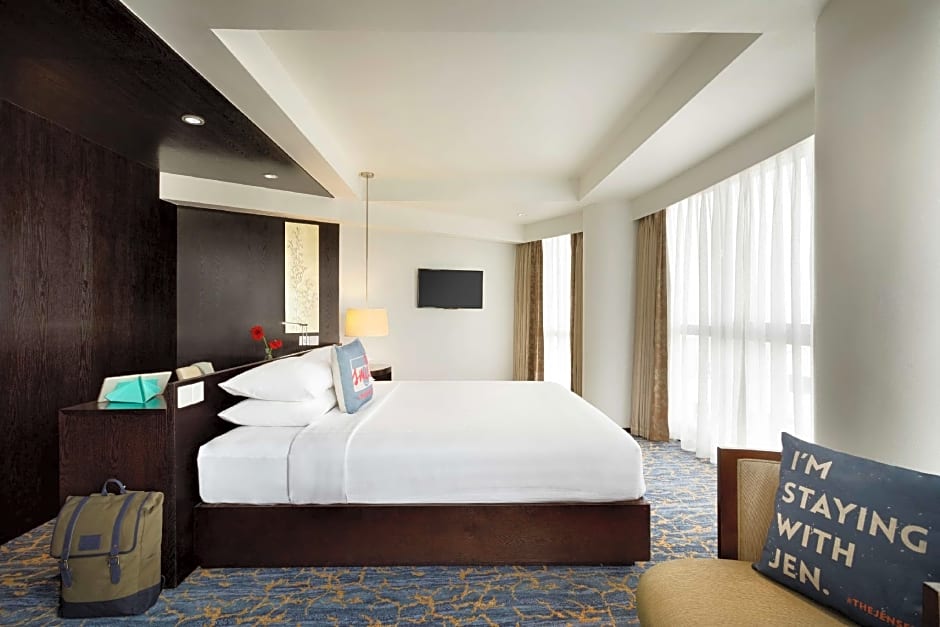 Executive Suite Photo 1
