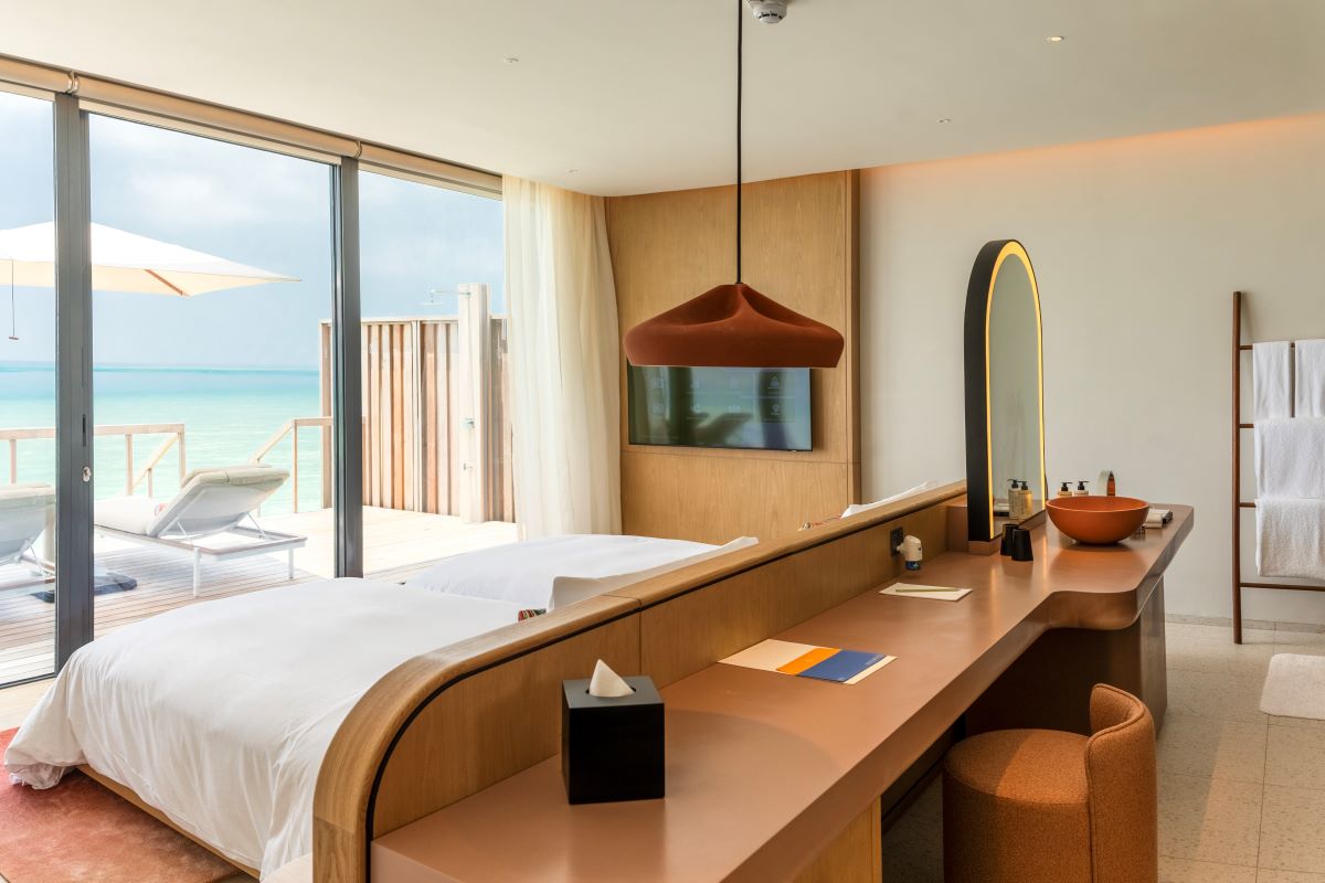 Three-Bedroom Ocean Water Pool Atelier Photo 3
