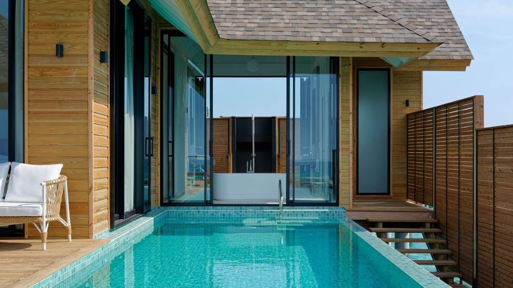 Deluxe Water Pool Villa Lagoon View Photo 2