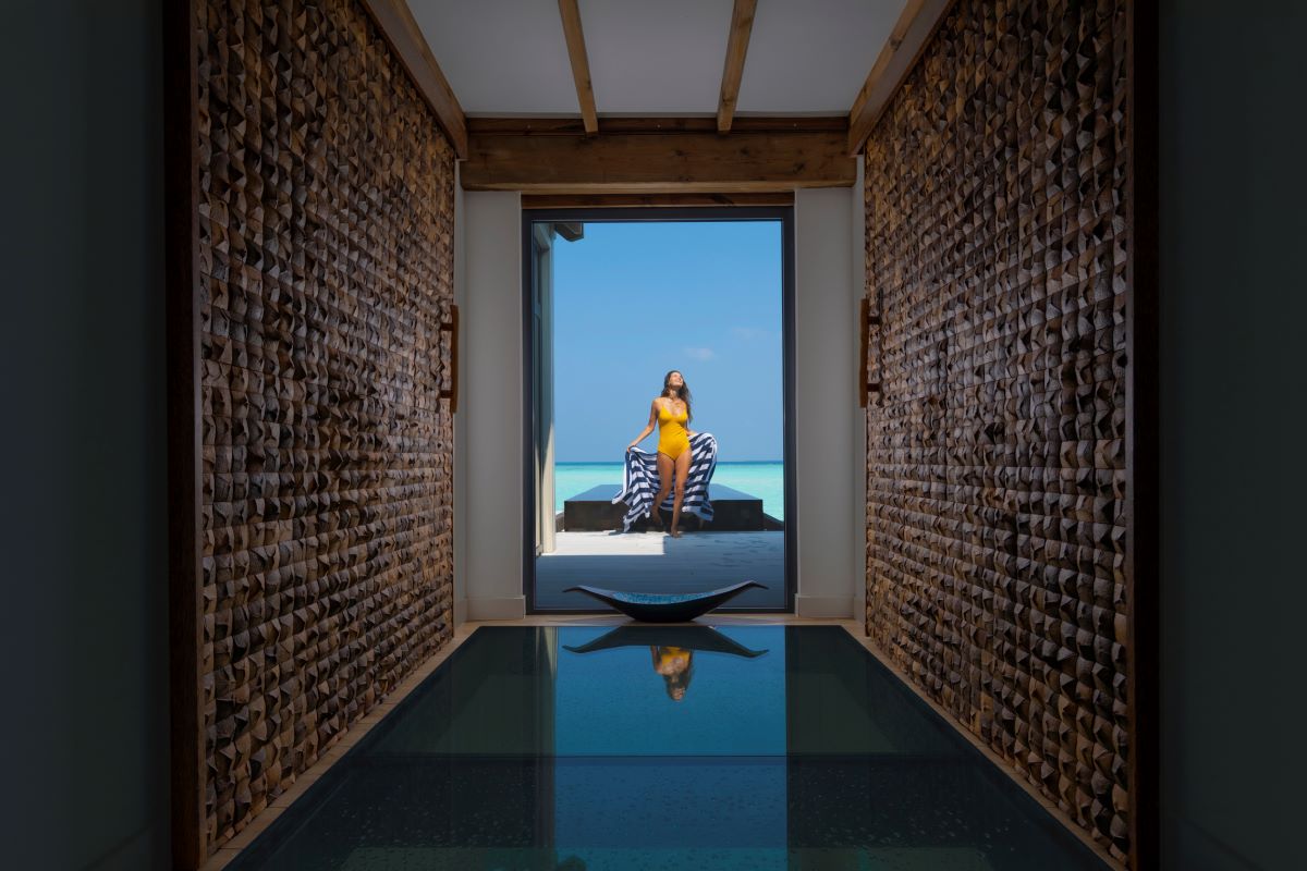 Overwater Pool Villa Lagoon Photo 4