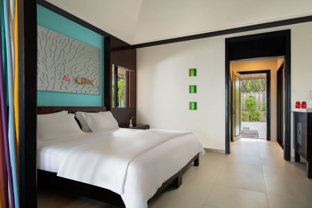 Beachfront Villa Photo 2