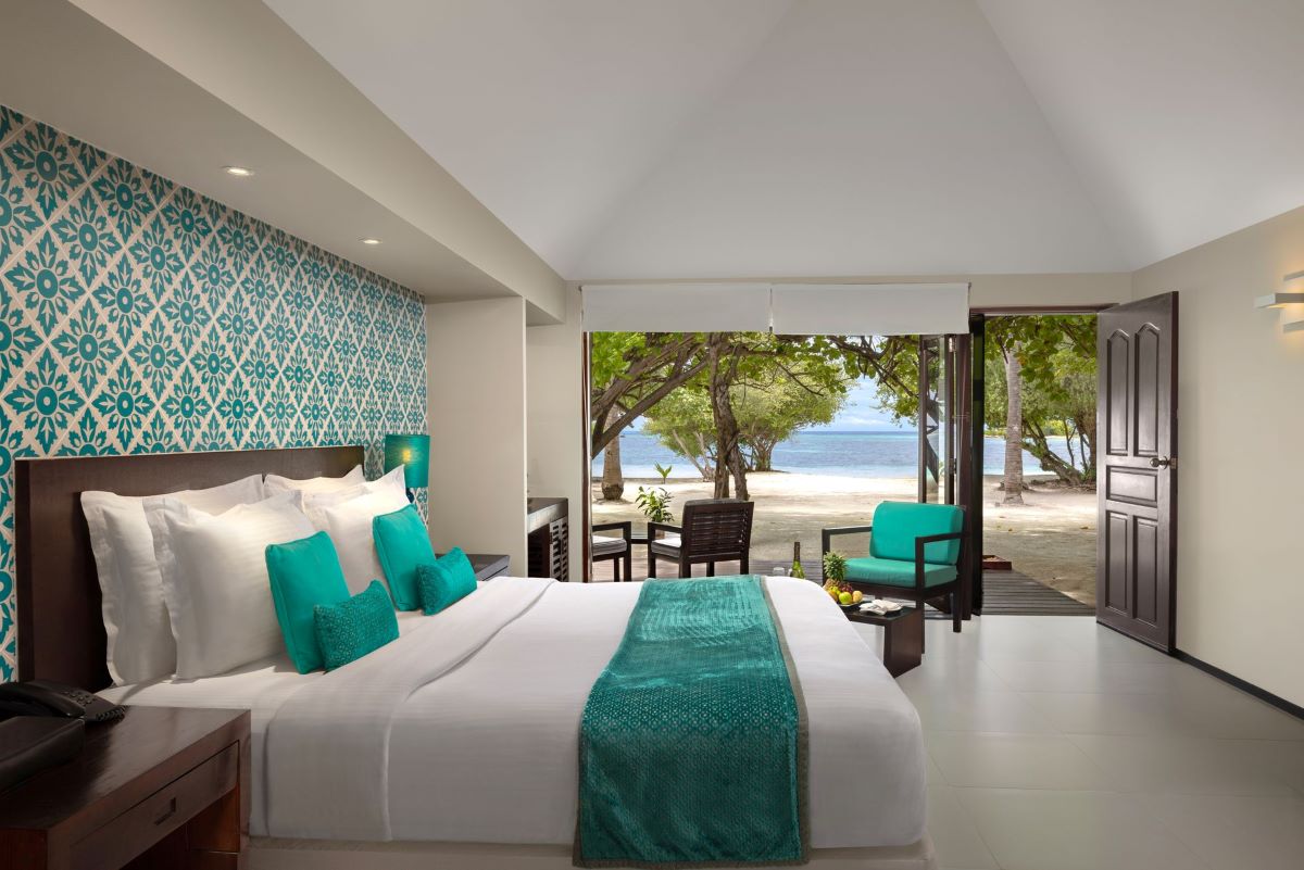 Deluxe Beach Villa Photo 1