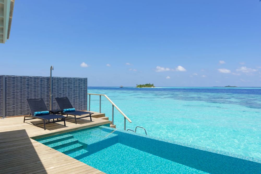 Over Water Villa with Private Pool Photo 4