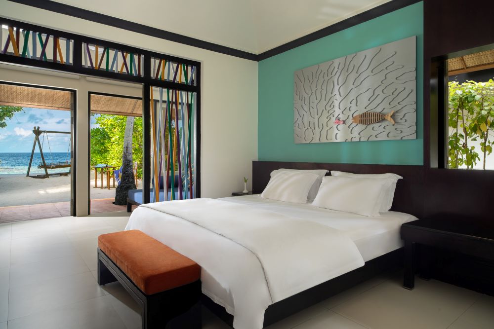Beachfront Rainmist Villa Photo 3
