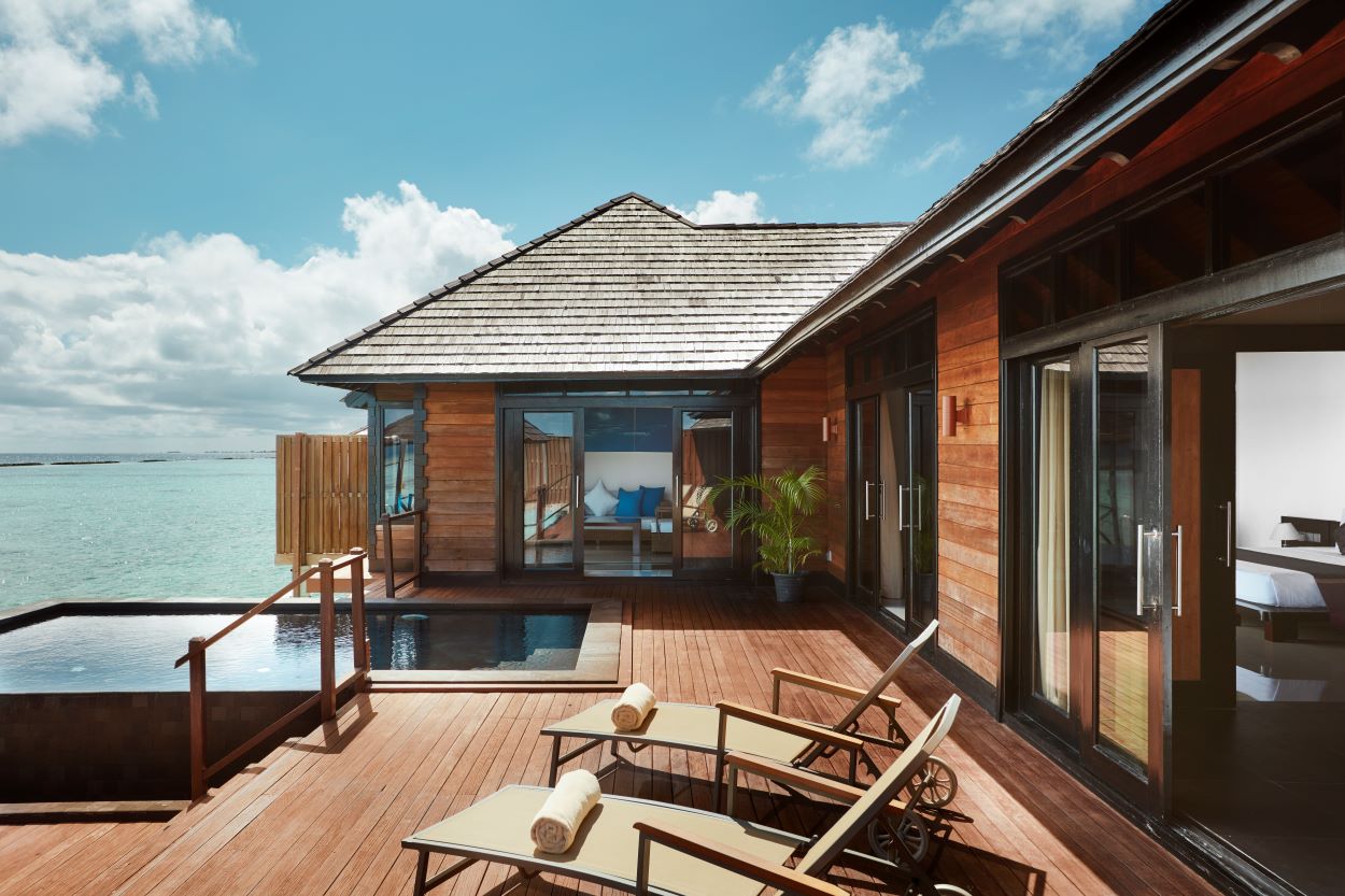 Infinity Water Villa Photo 1