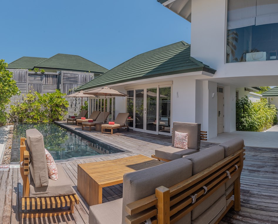Two Bedroom Beach Residence with Pool Photo 7