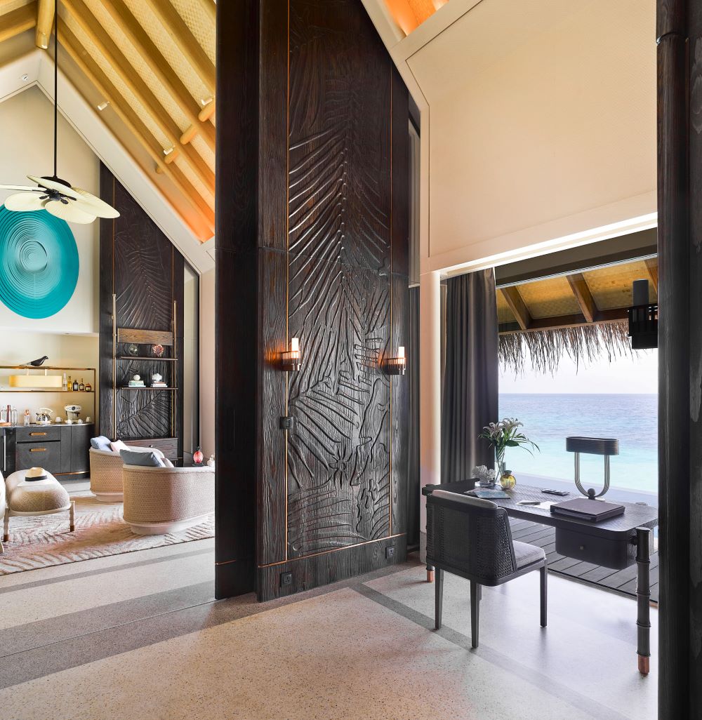 Water Villa with Pool Photo 4