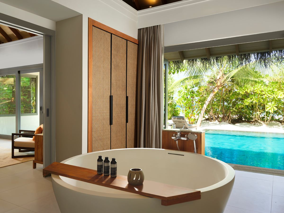 One Bedroom Deluxe Beach Pool Residence Photo 4