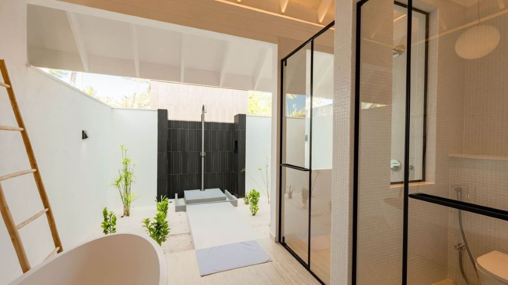 Two-Bedroom Beach Pool Villa Photo 7