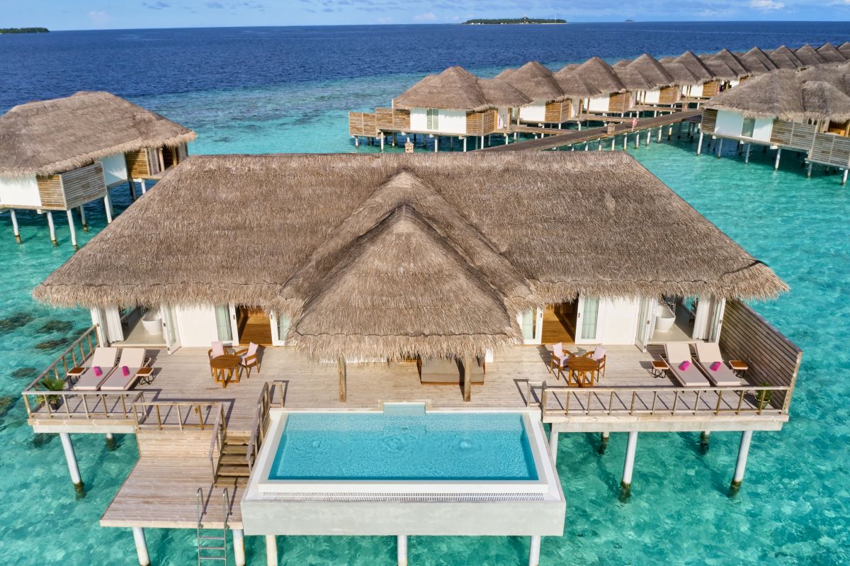 Two Bedroom Ocean Residence with Pool Photo 1