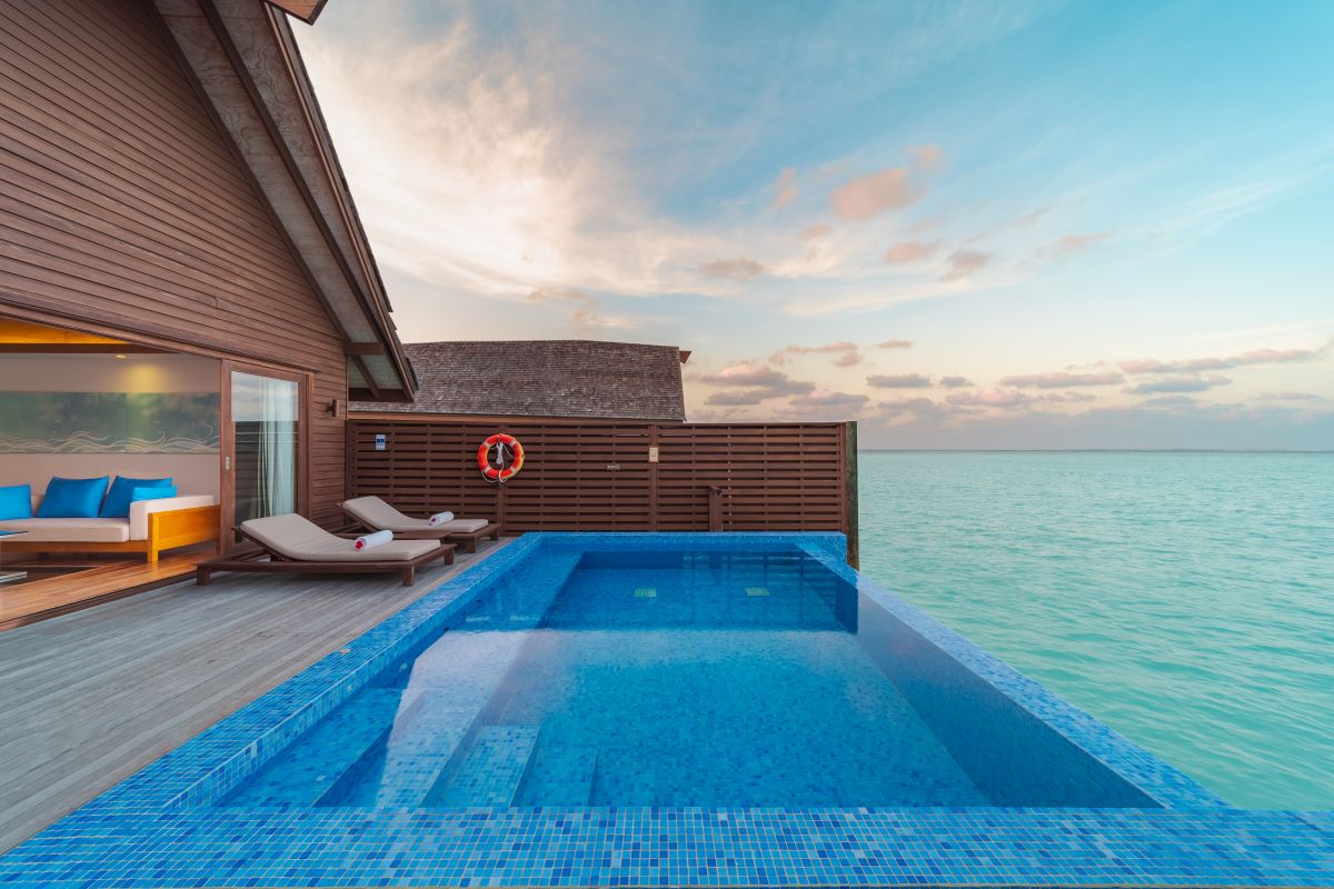 Ocean Villa with Pool Photo 6