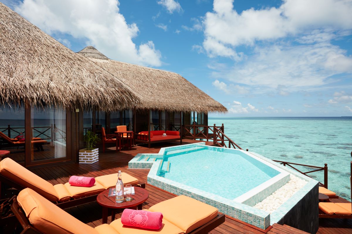Two Bedroom Water Villa with Pool Photo 4
