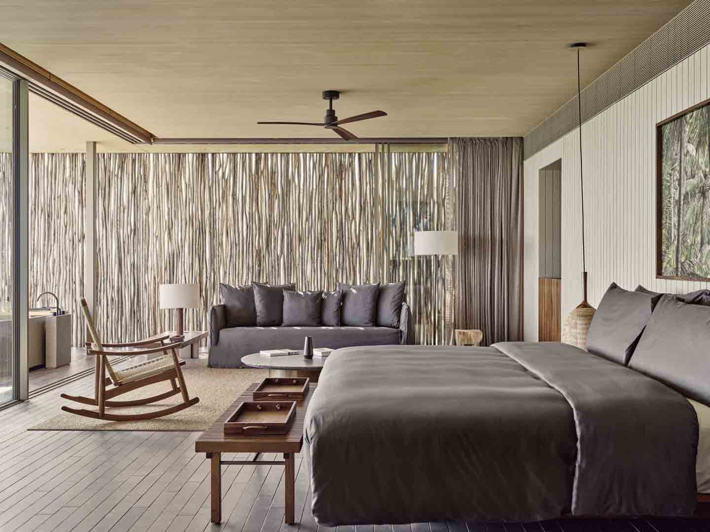 One Bedroom Sunset Water Pool Villa Photo 2