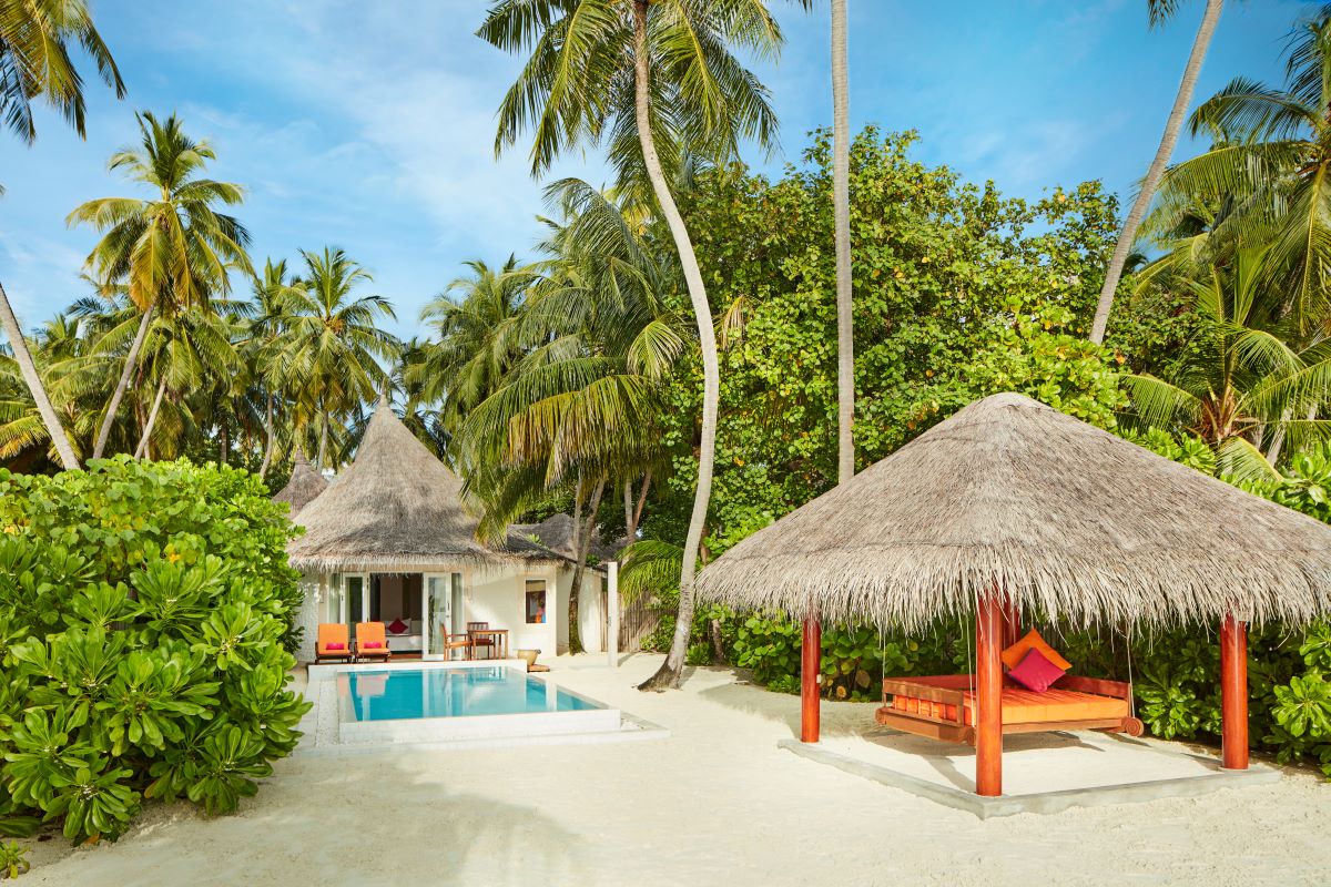 Grand Beach Villa with Pool Photo 1