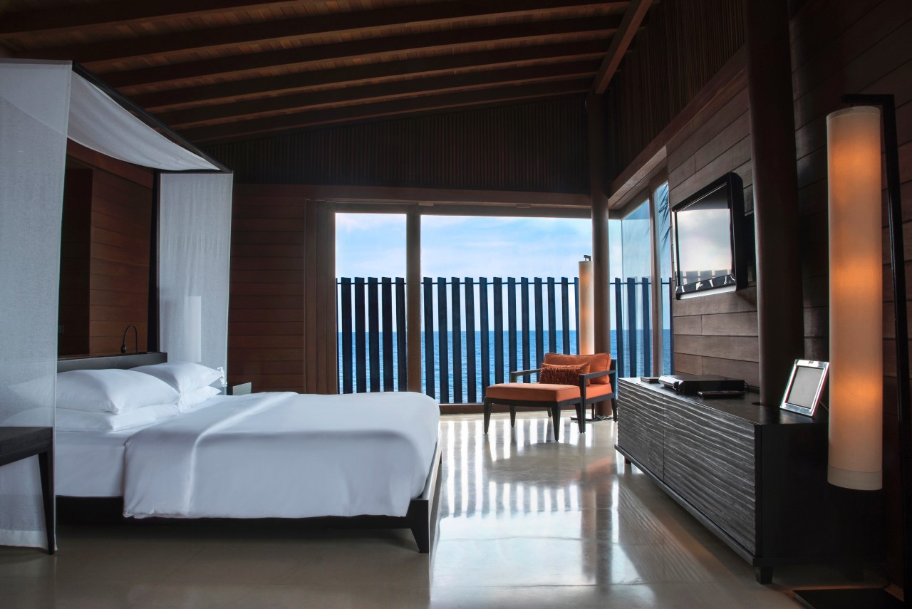 Overwater Sunset Villa Photo 2