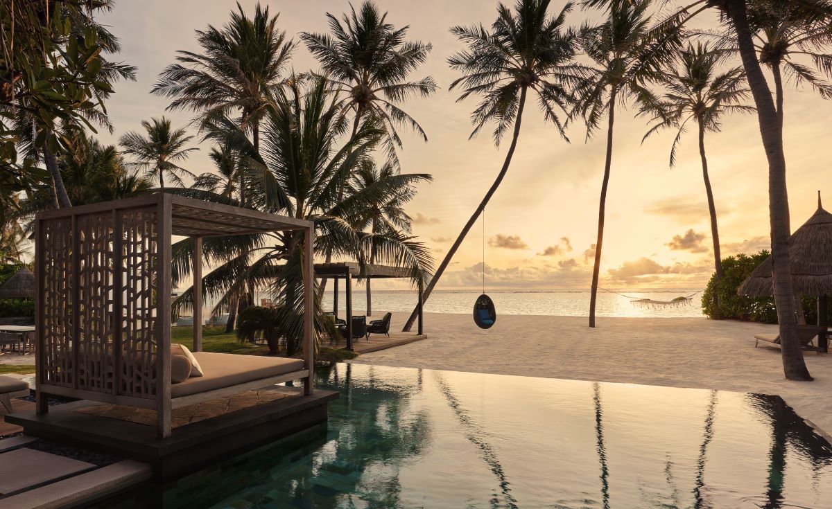 Grand Residence with Pool (3 bedrooms) Photo 3