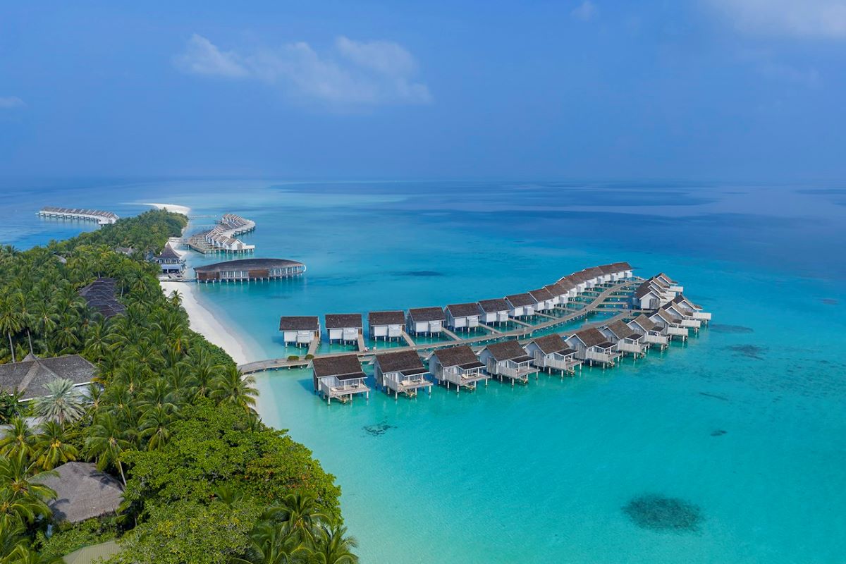 Deluxe Water Villa Photo 1