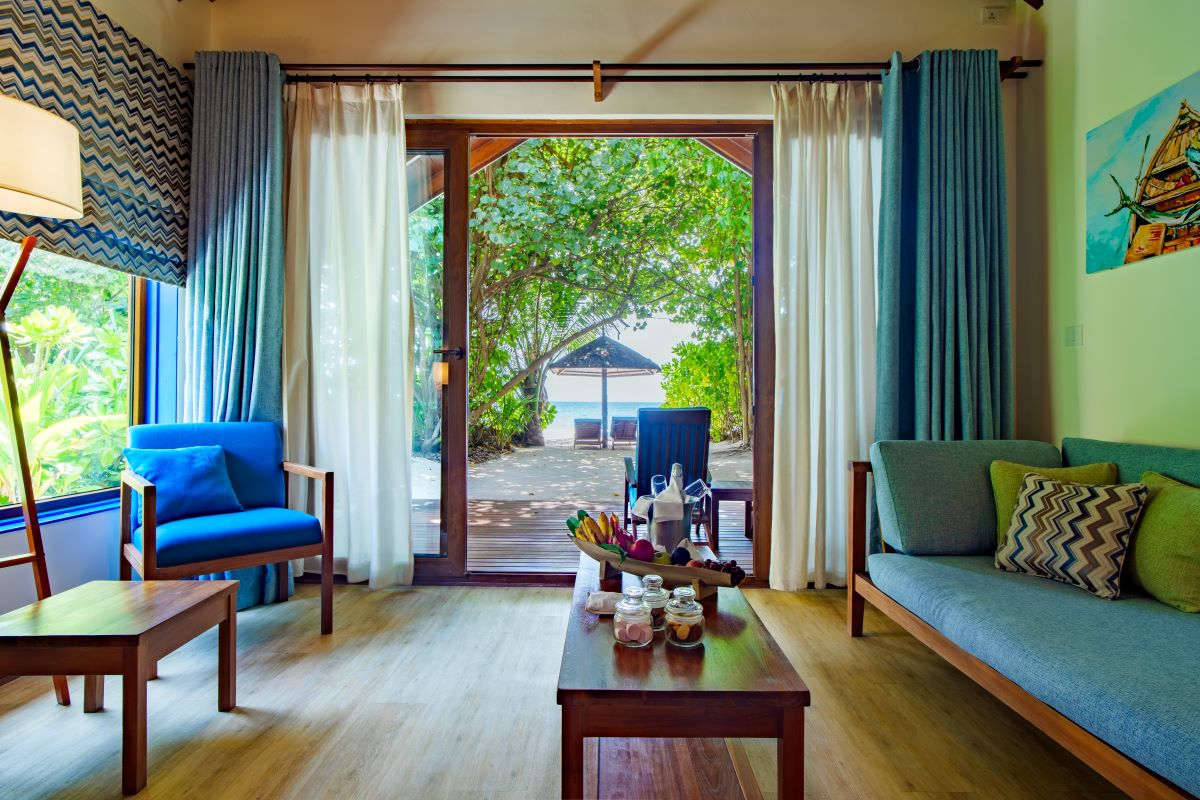 Deluxe Beach Villa Photo 3