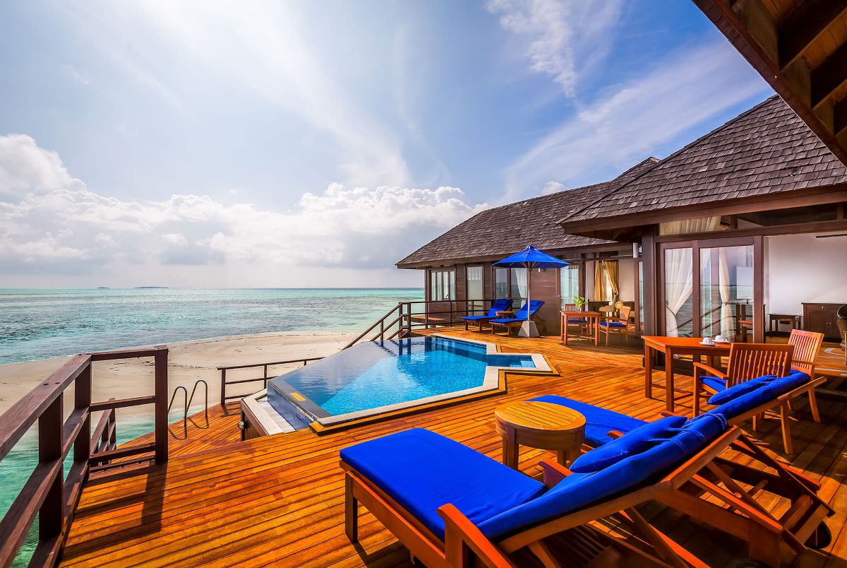 Presidential Water Suite Photo 1