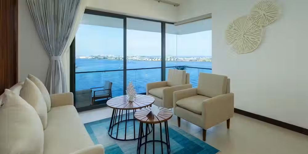 Junior Suite Ocean View Photo 4