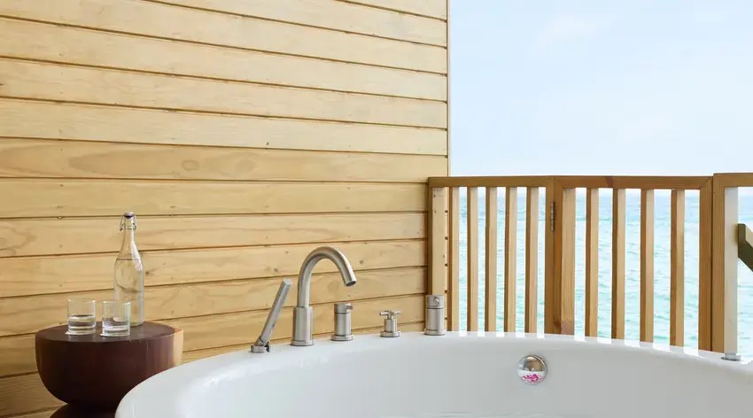 Mirage Overwater Sunset Villa with Jacuzzi Photo 2
