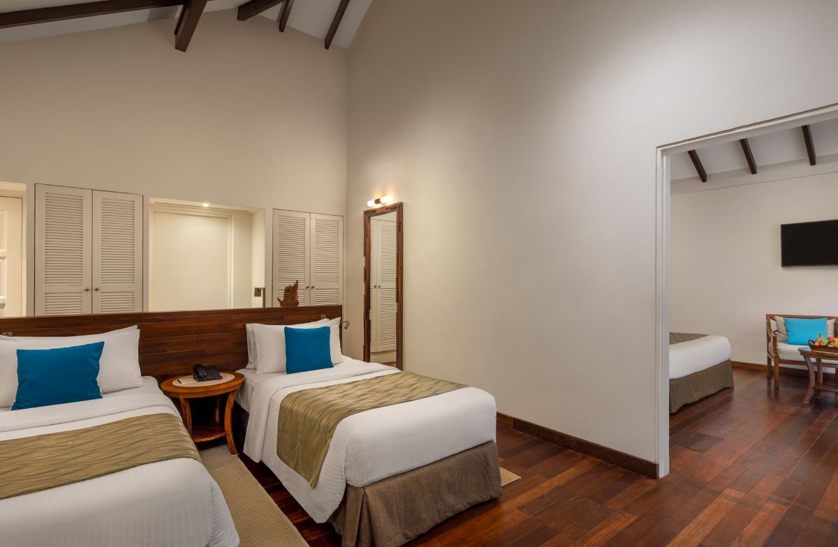 Two Bedroom Deluxe Family Beach Villa Photo 3