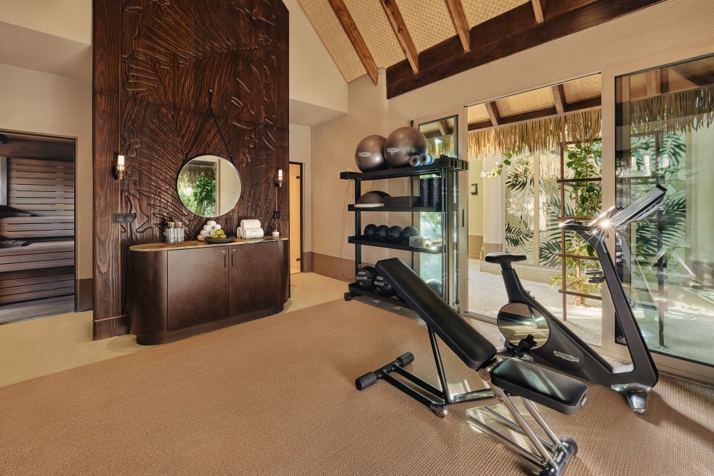 Four Bedroom Beach Residence with Pool Photo 3