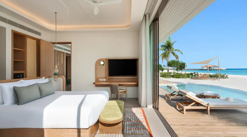 Two-Bedroom Family Sunset Beach Pool Villa Photo 4