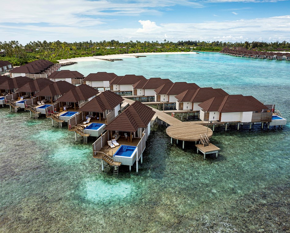 Romantic Water Villa with Pool Photo 3