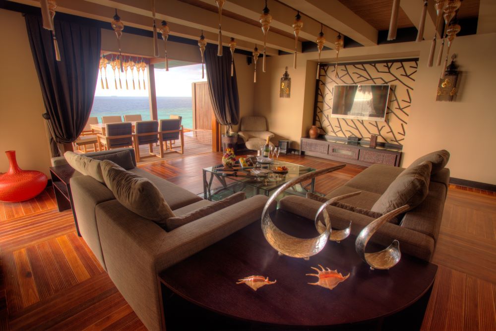 Royal Ocean Suite with Pool Photo 5
