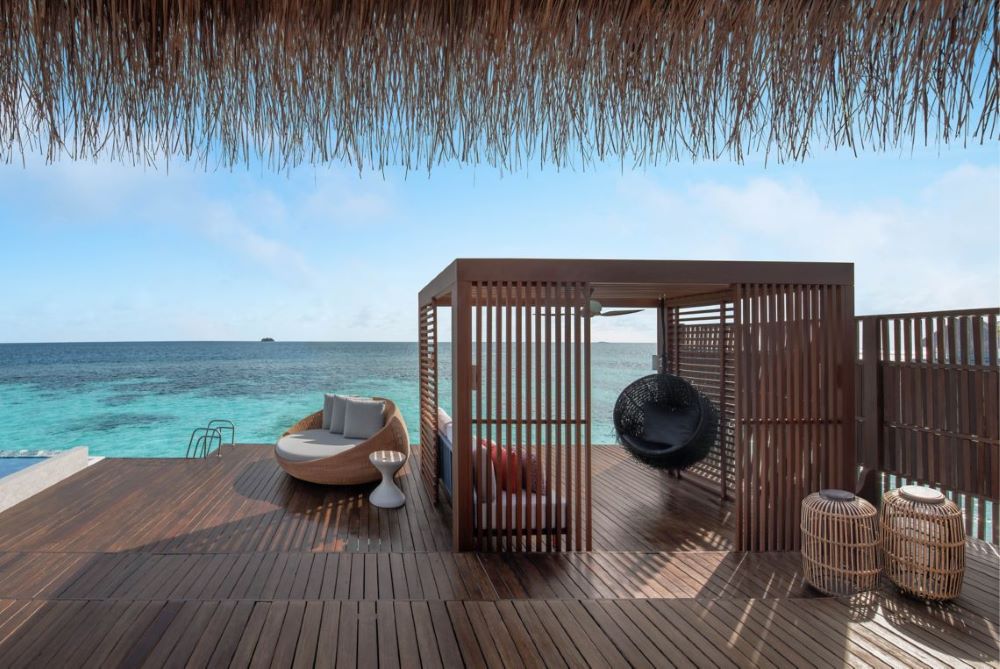 Premier Overwater One Bedroom Villa Photo 5