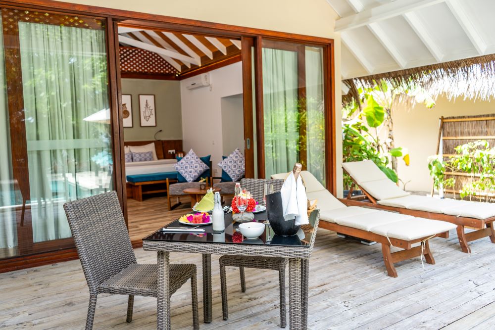 Beach Villa with Pool Photo 4