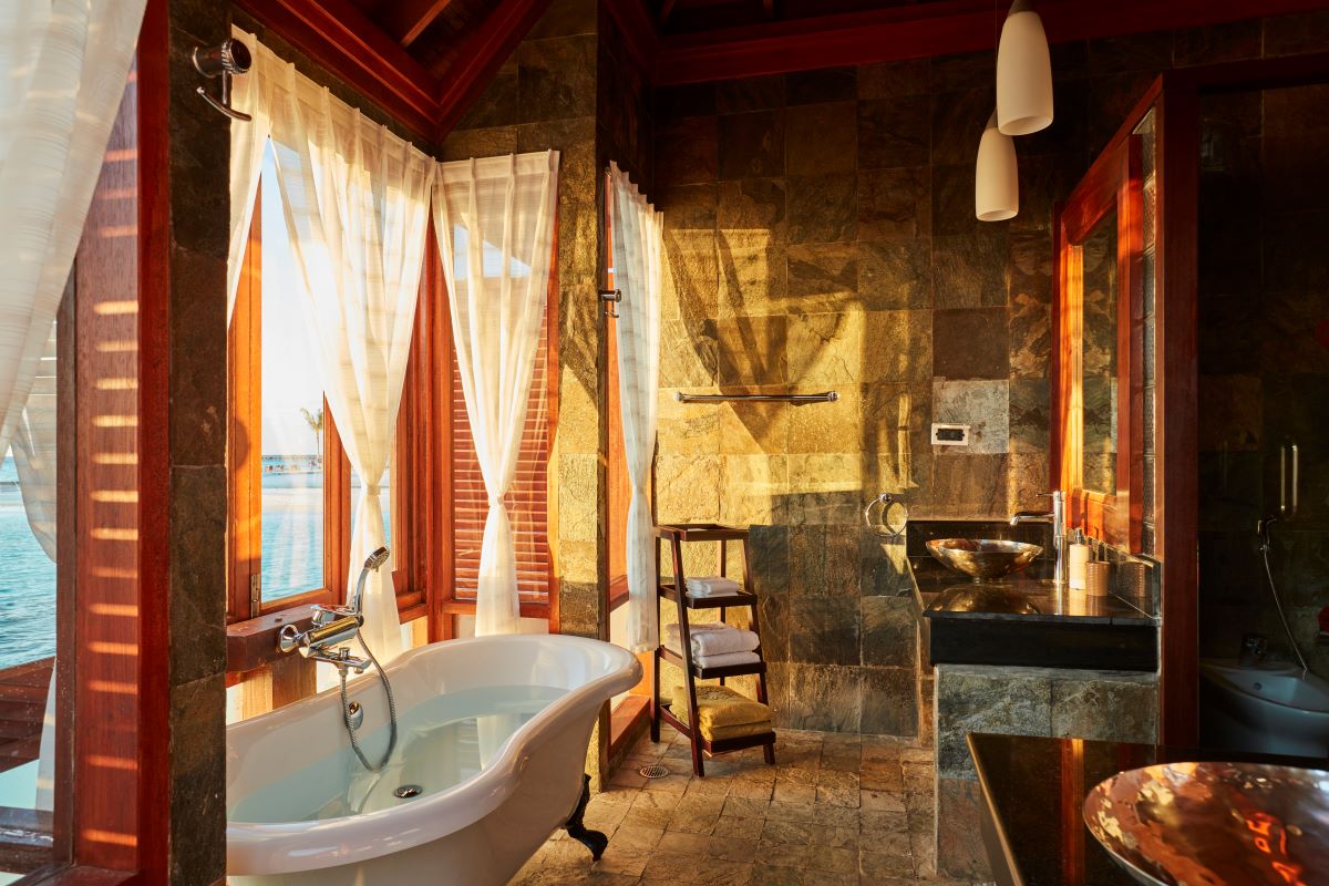 Deluxe Water Villa Photo 3