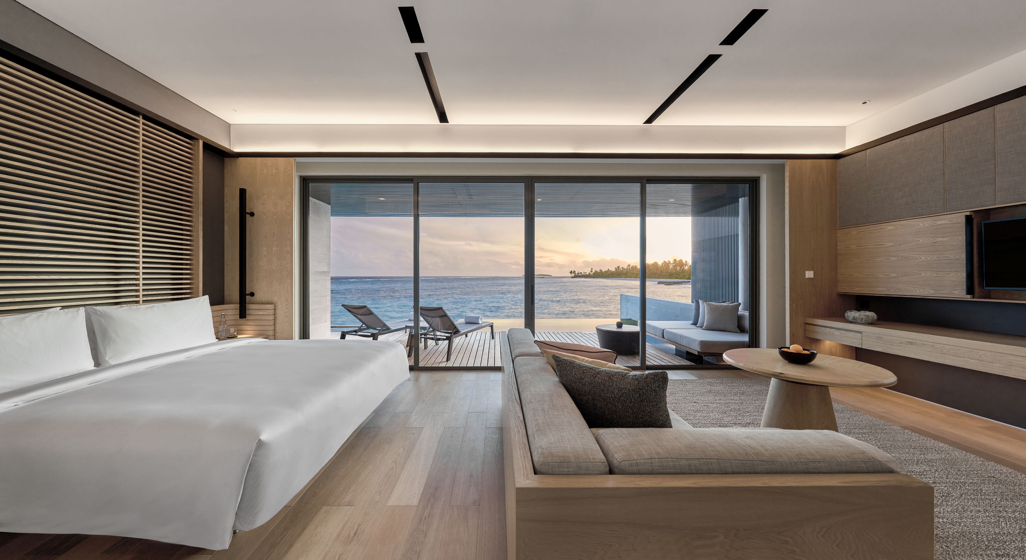 One Bedroom Sunset Overwater Pool Villa Photo 1