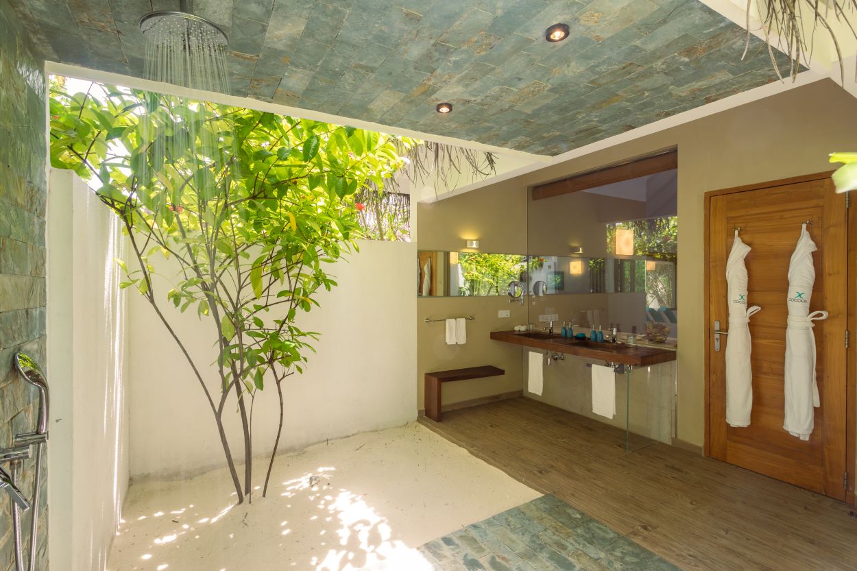 Beach Suite with Pool Photo 2