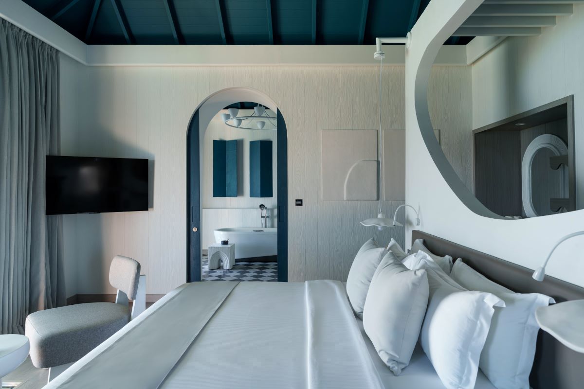 Ocean Signature Villa with Pool + Slide Photo 3