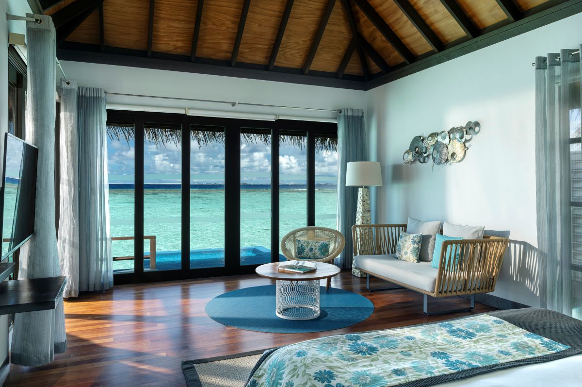 Water Villa with Pool Photo 4