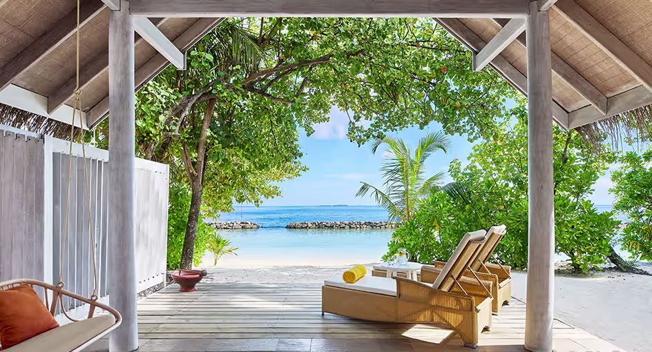 One Bedroom Beach Pool Villa Photo 4
