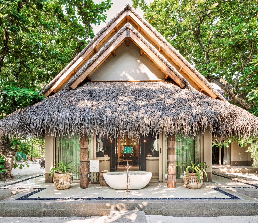 Luxury Beach Villa with Pool Photo 4