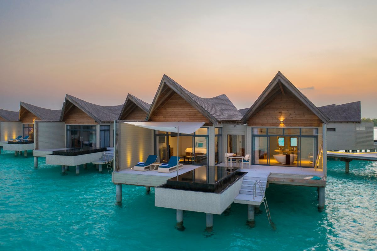 Overwater Pool Villa Lagoon Photo 1